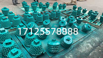 反井鉆機(jī)滾刀出貨